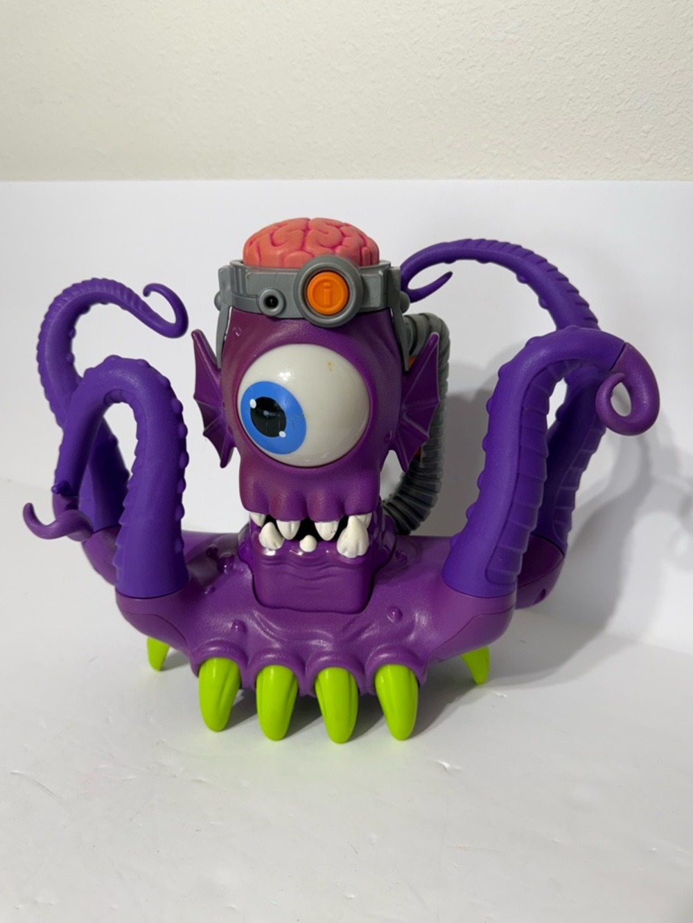 RETIRED IMAGINEXT Tentaclor Space Alien Purple Octopus Monster Works
